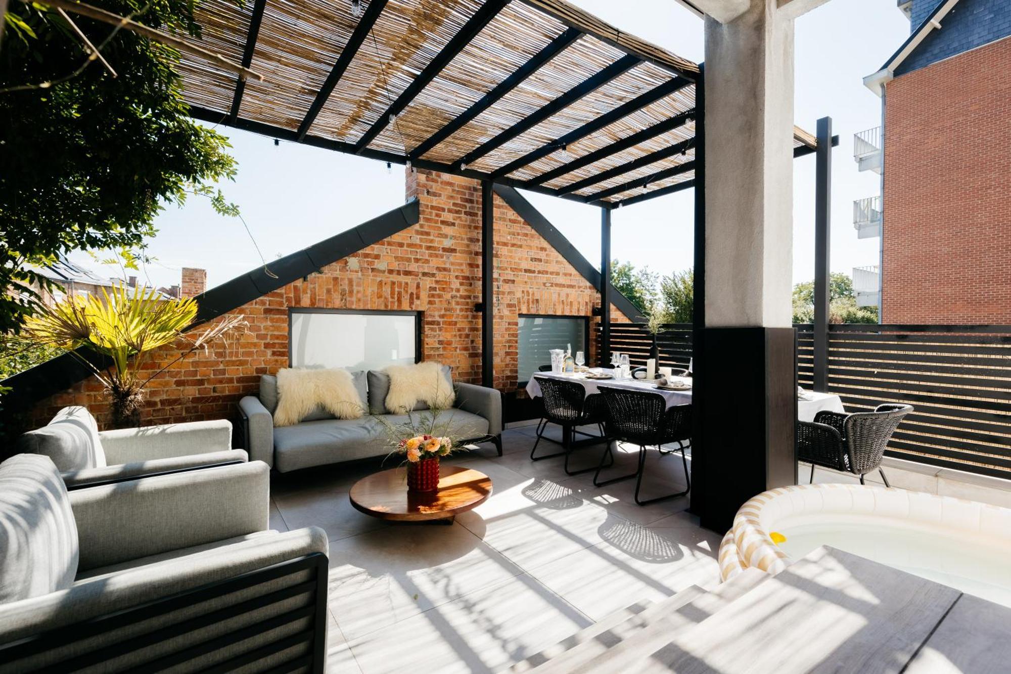The Edgewater Suites - Park View نامور المظهر الخارجي الصورة