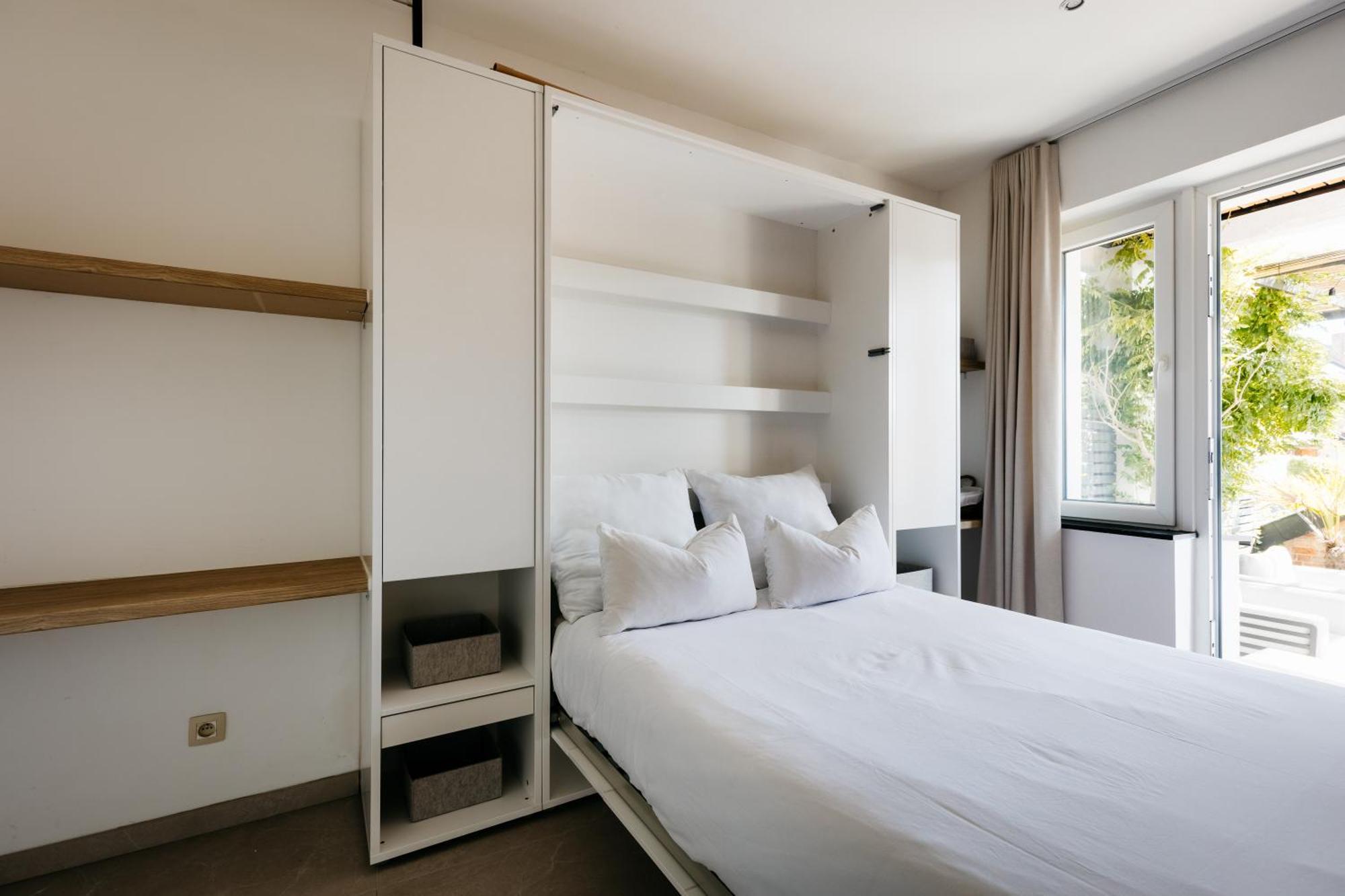 The Edgewater Suites - Park View نامور المظهر الخارجي الصورة