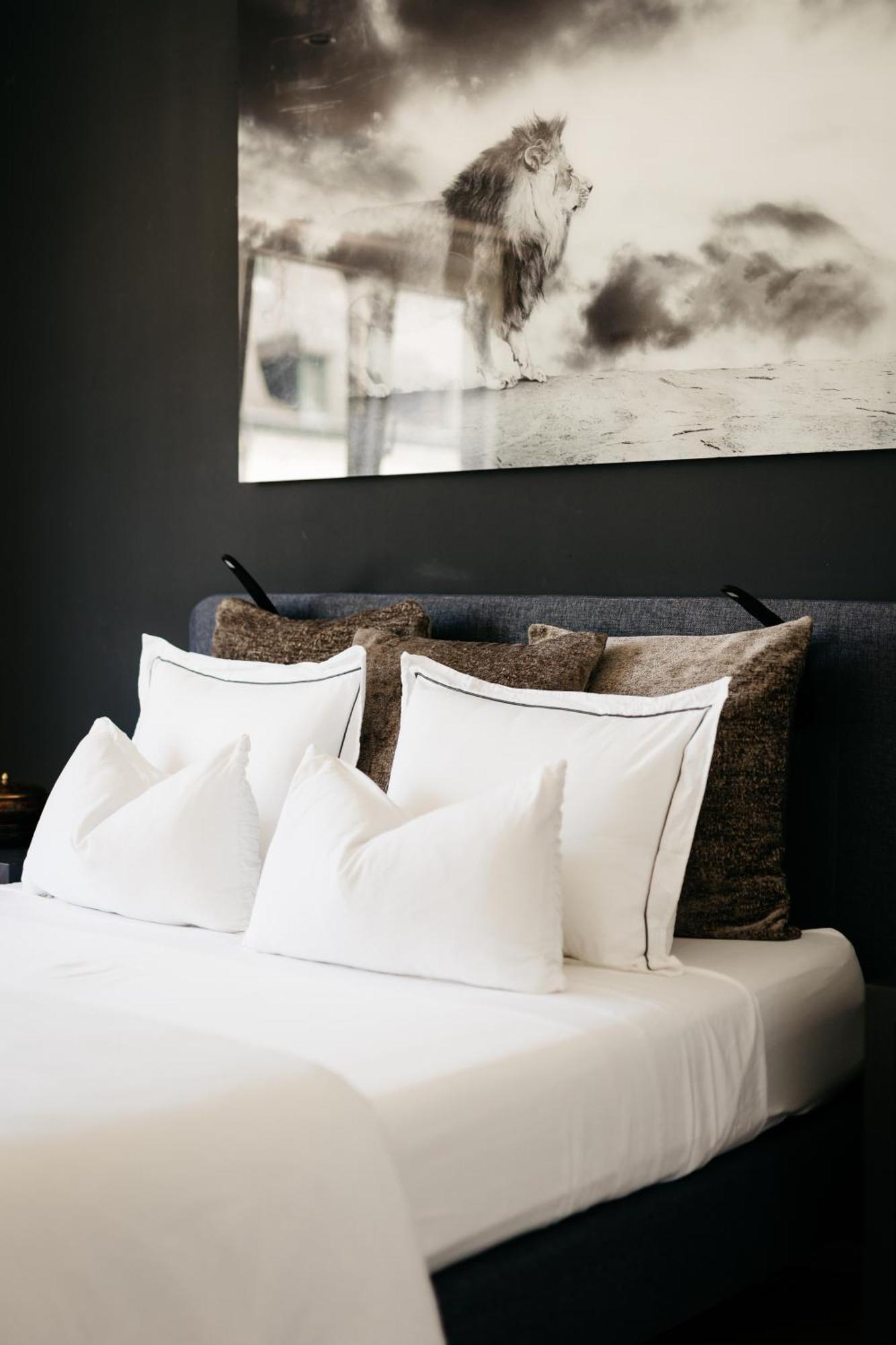The Edgewater Suites - Park View نامور المظهر الخارجي الصورة