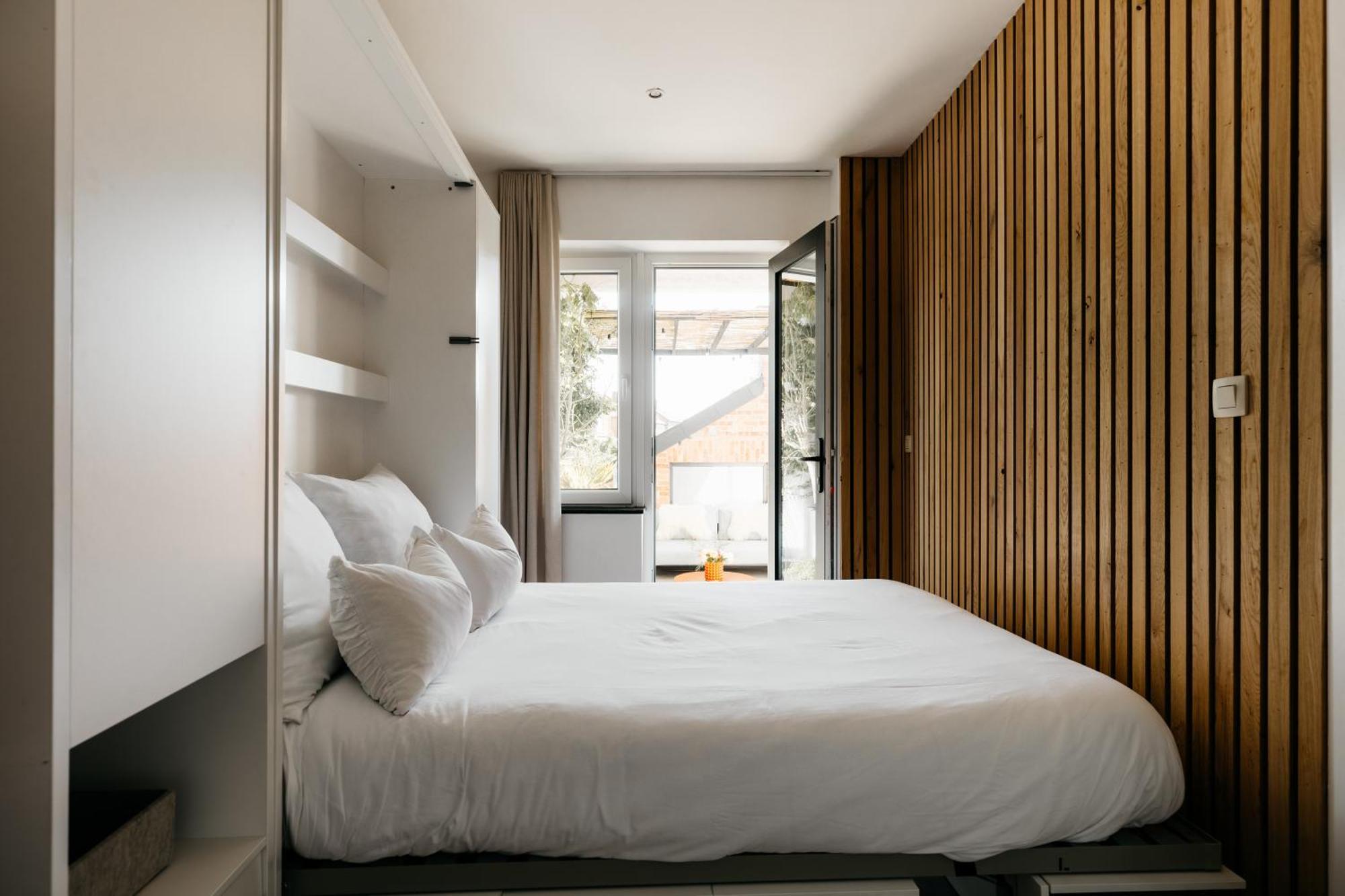 The Edgewater Suites - Park View نامور المظهر الخارجي الصورة