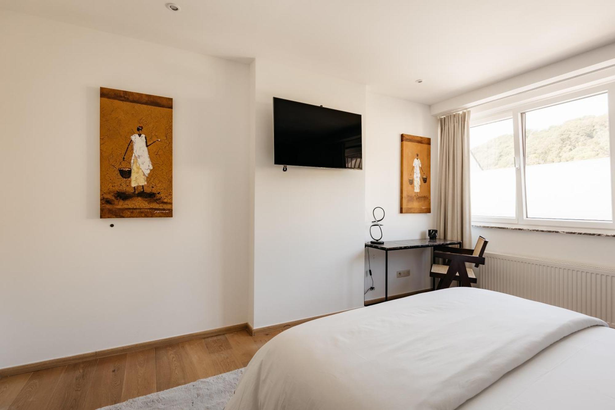 The Edgewater Suites - Park View نامور المظهر الخارجي الصورة