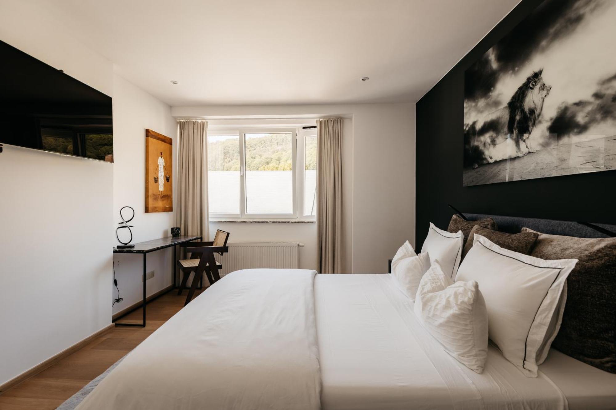 The Edgewater Suites - Park View نامور المظهر الخارجي الصورة